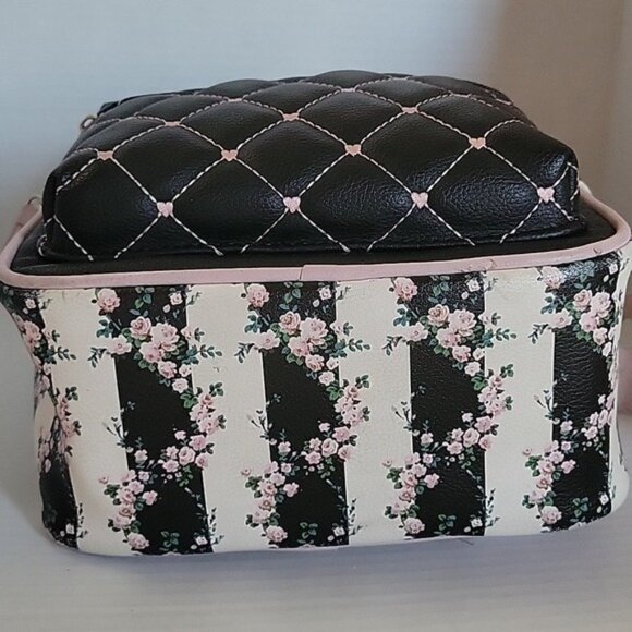 Betsey Johnson Quilted Mini Backpack Bag Pink Black Floral Women\'s Woman\'s main image 10